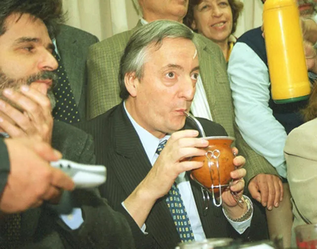 Urribarri recordó los 20 años de la visita de Kirchner y convocó a un ...